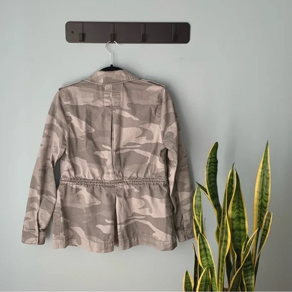 ❗️Sold❗️Abercrombie & Fitch • Camo Field Utility Jacket • Women’s Outerwear - Picture 11 of 12